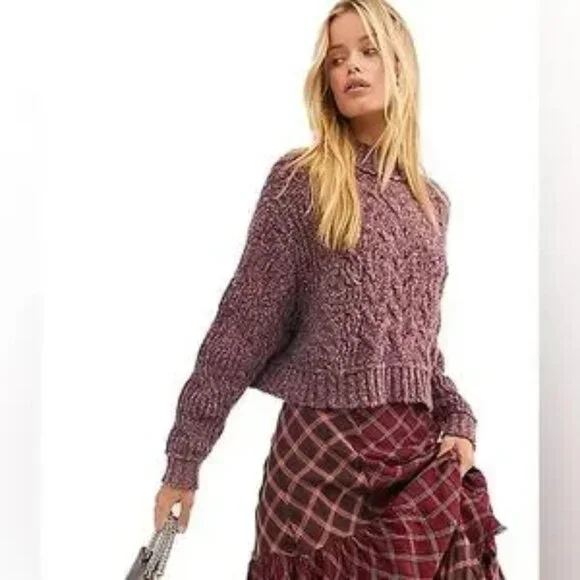 FREE PEOPLE Merry Go Round Cropped Sweater in Very Berry, Medium Oversized - Picture 3 of 5